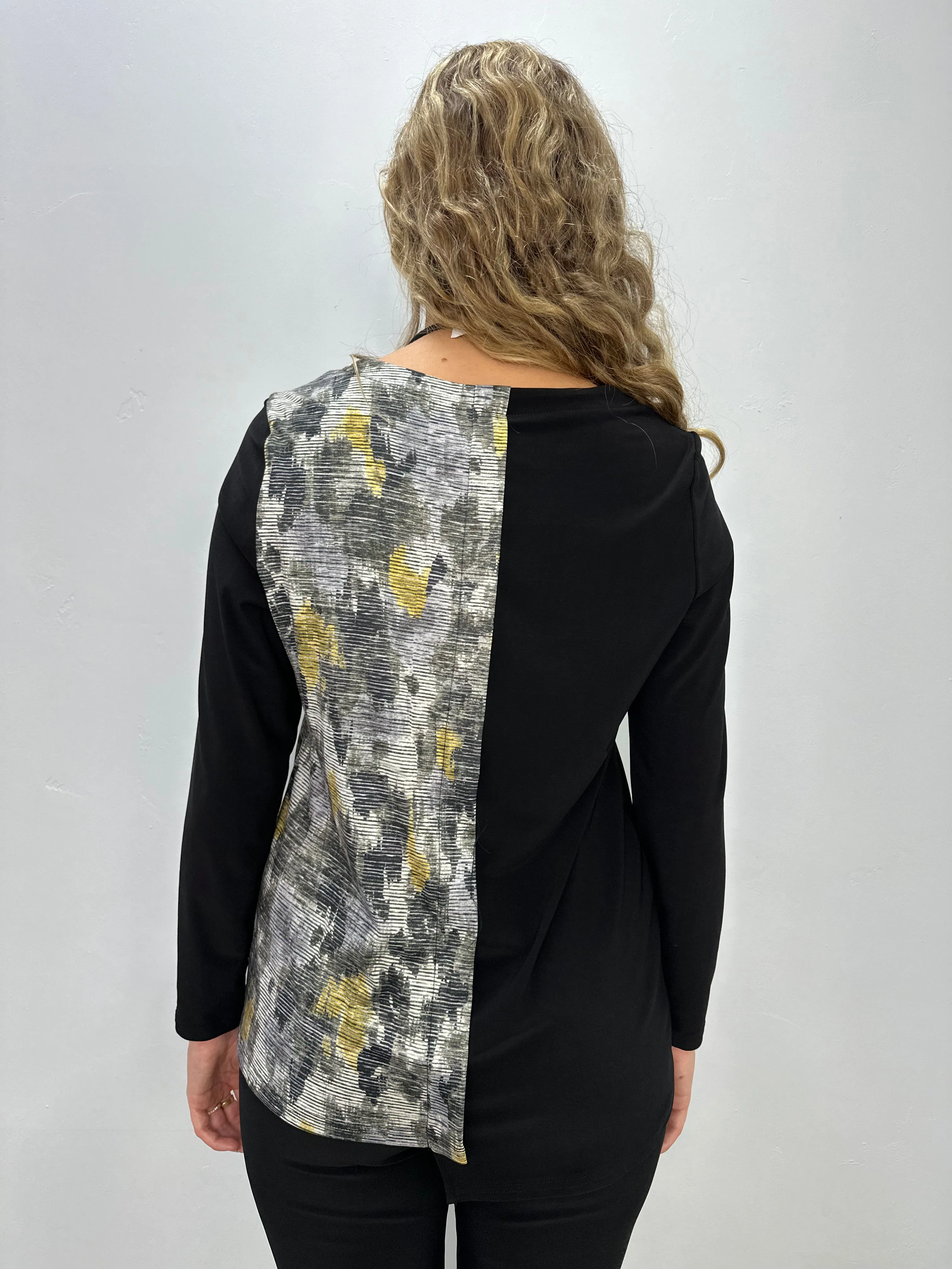 Black Pattern Long Sleeve Top with Pocket