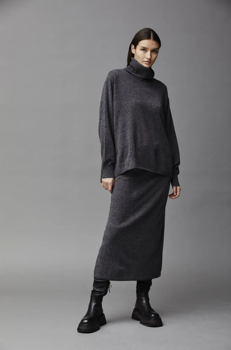 Cashmere Roll Neck Sweater