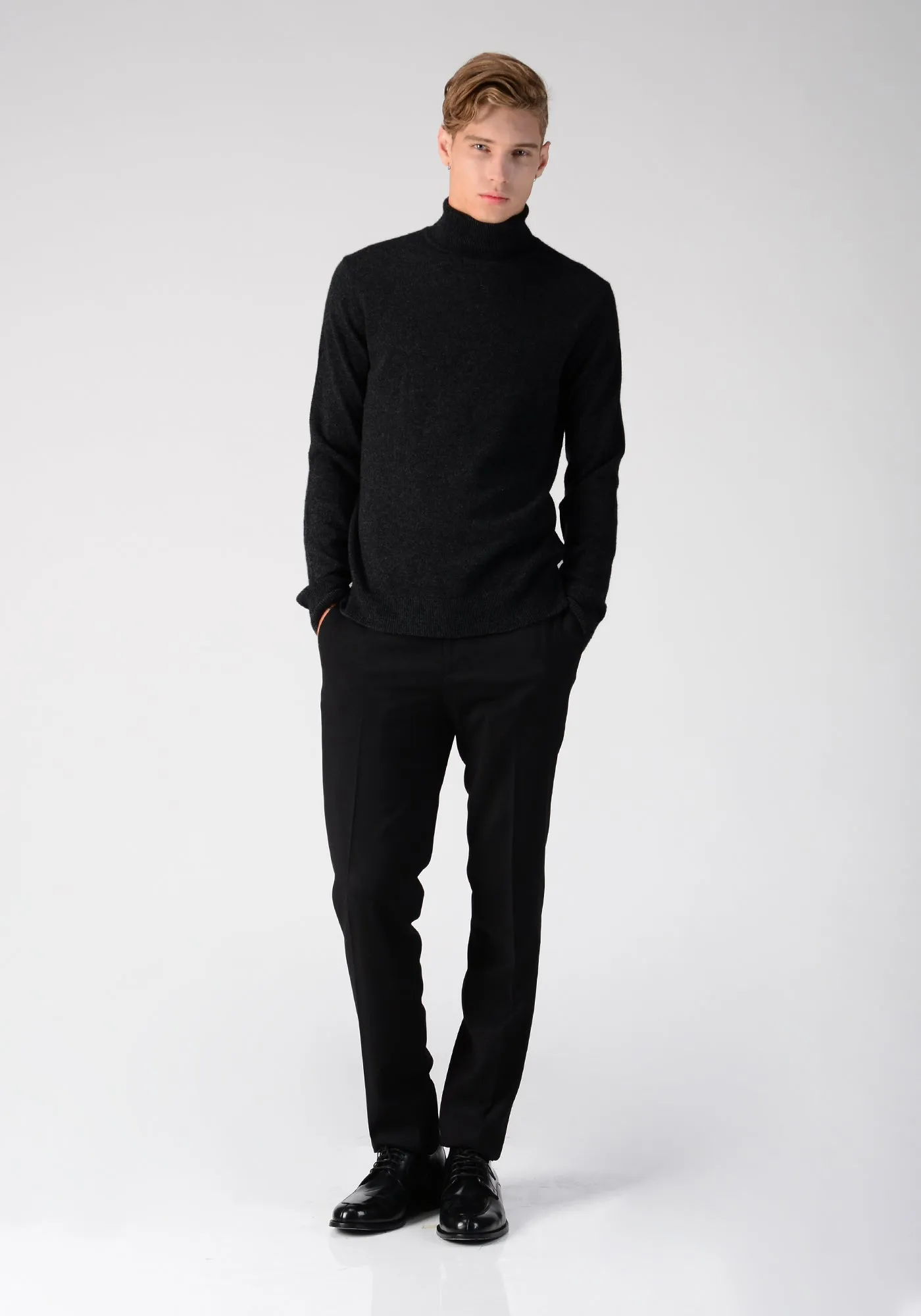 Men Turtleneck Sweater_Black