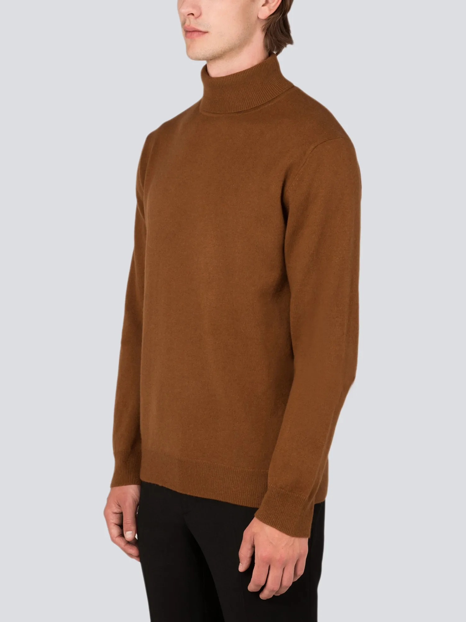 Men Turtleneck Sweater_Deep Camel