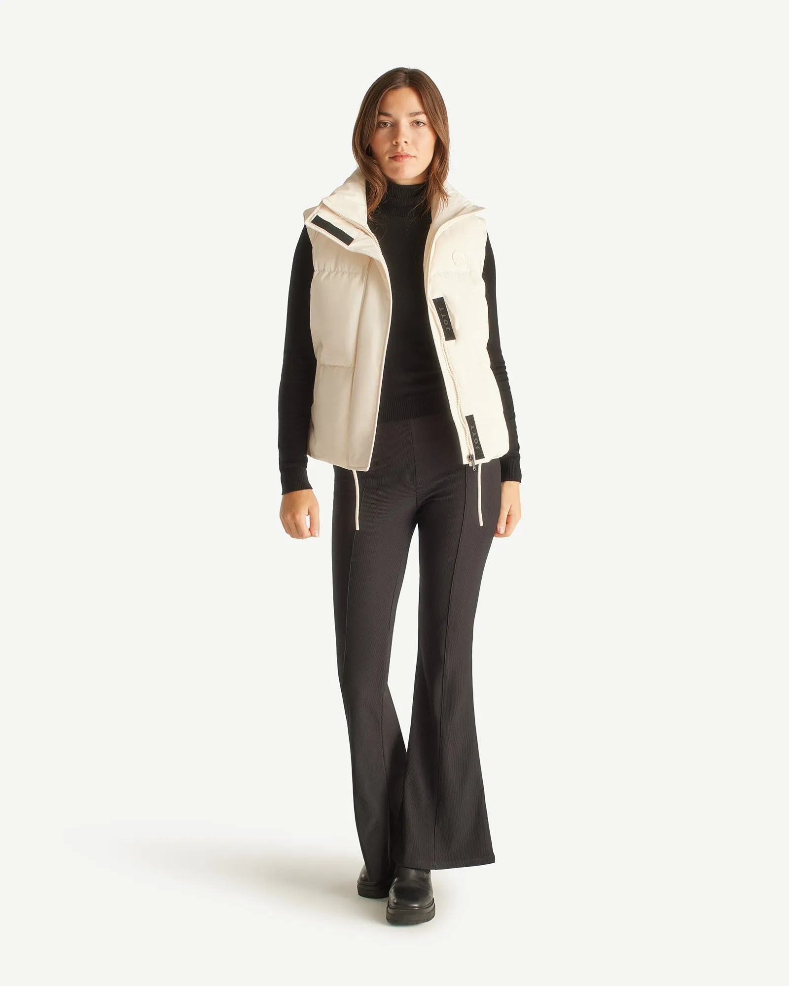 Shangai cropped puffer-style sleeveless down jacket Ivory